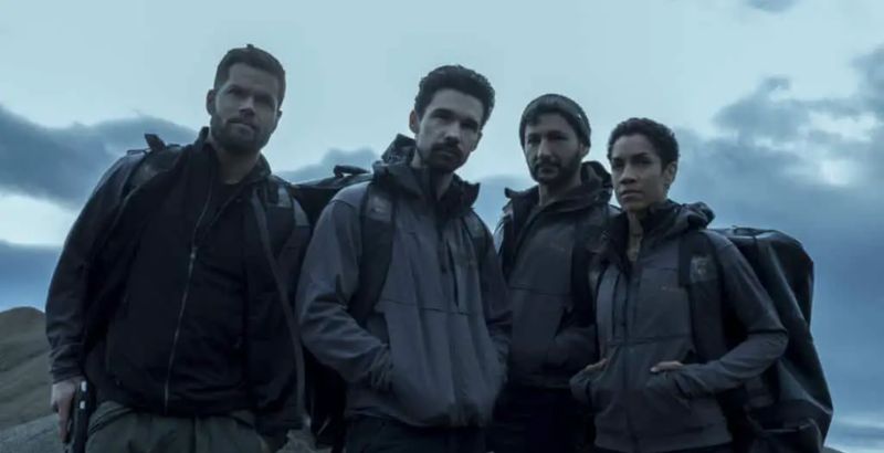 Carolyn Talks With...Dominique Tipper and Cas Anvar About Exploring Personal Limits on The Expanse 1 The Expanse Cast