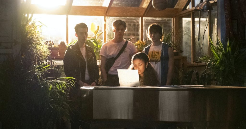 Julie and the Phantoms