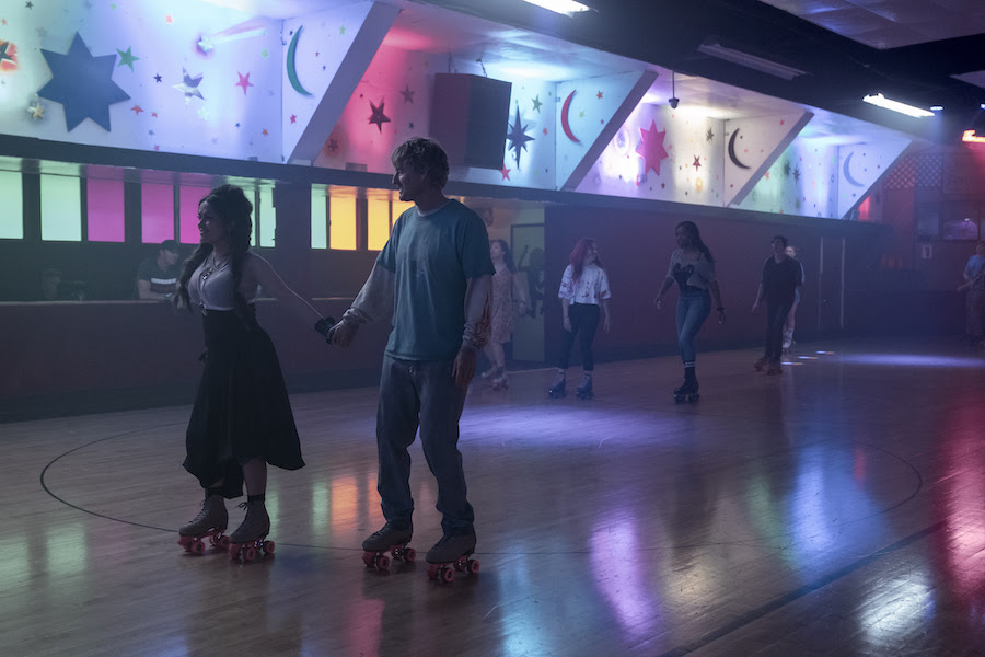 REVIEW: 'Bliss (2021)' Hits Hard - Even If I Don't Know Why 1 Bliss