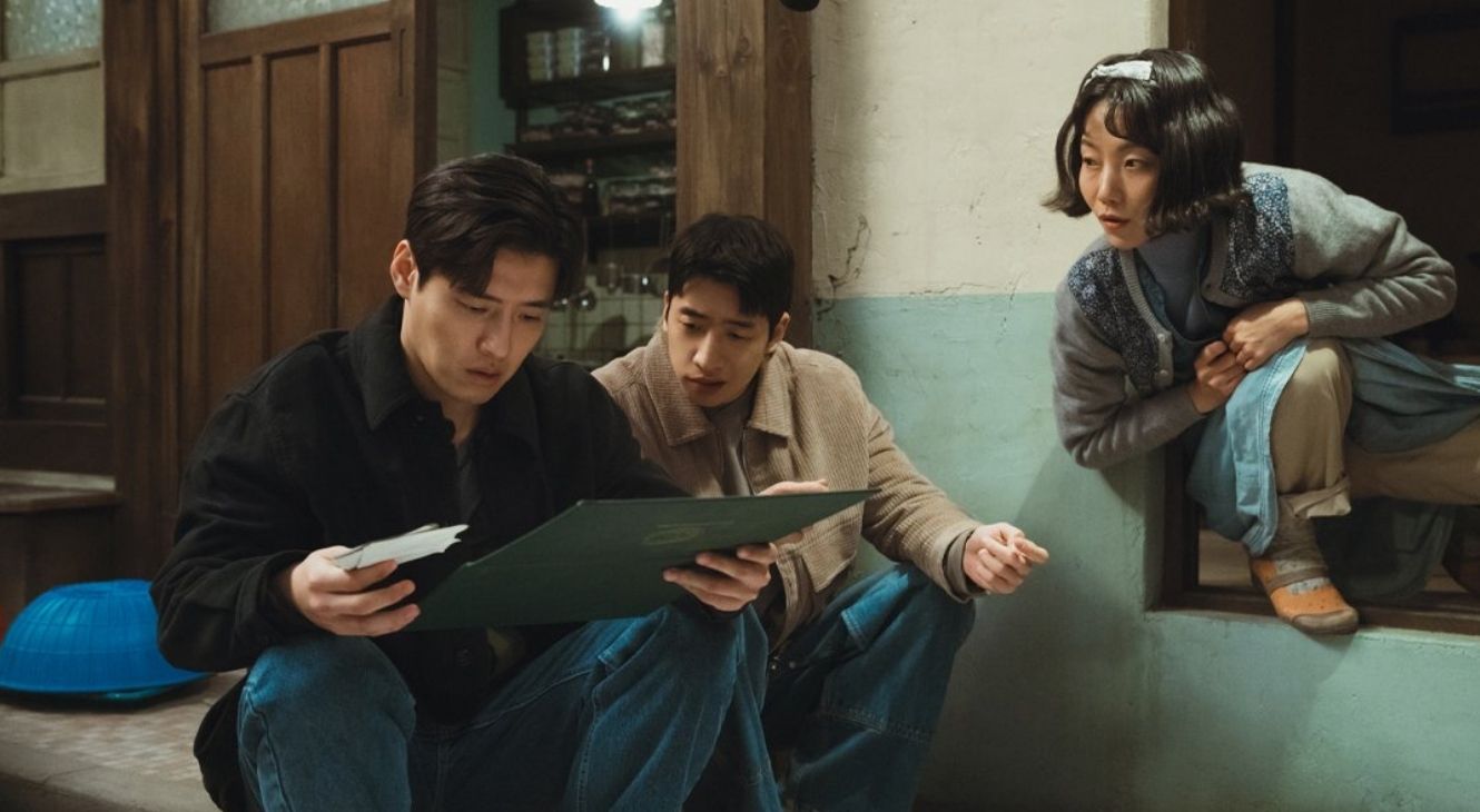 Yoo Su-bin, Kim Shin-rok, and Kang Ha-neul in Tastefully Yours