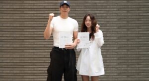 Kim Young-kwang and Chae Soo-bin in promo image for Take Charge of My Heart from Netflix