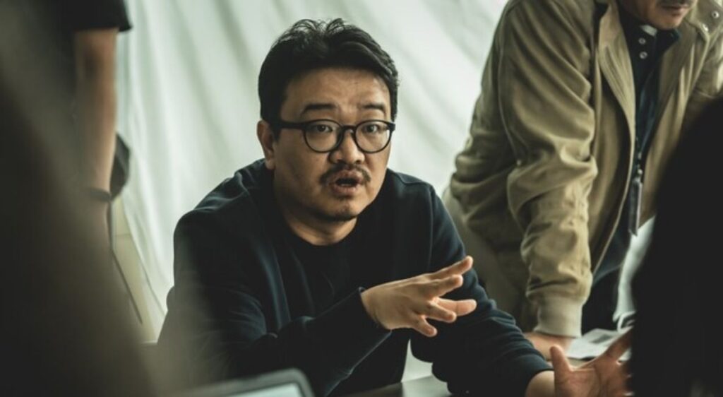 Yeon Sang-ho behind the scenes of The Ugly
