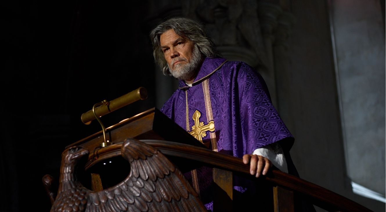 Josh Brolin in Wake Up Dead Man: A Knives Out Mystery