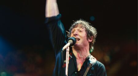 Jeremy Allen White in Springsteen Deliver Me From Nowhere
